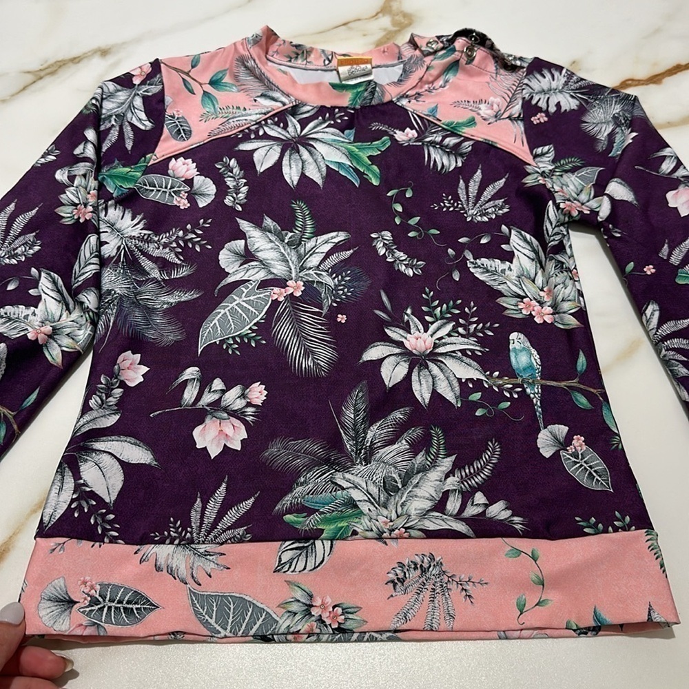 Agua Bendita Rashguard top - Picture 3 of 5